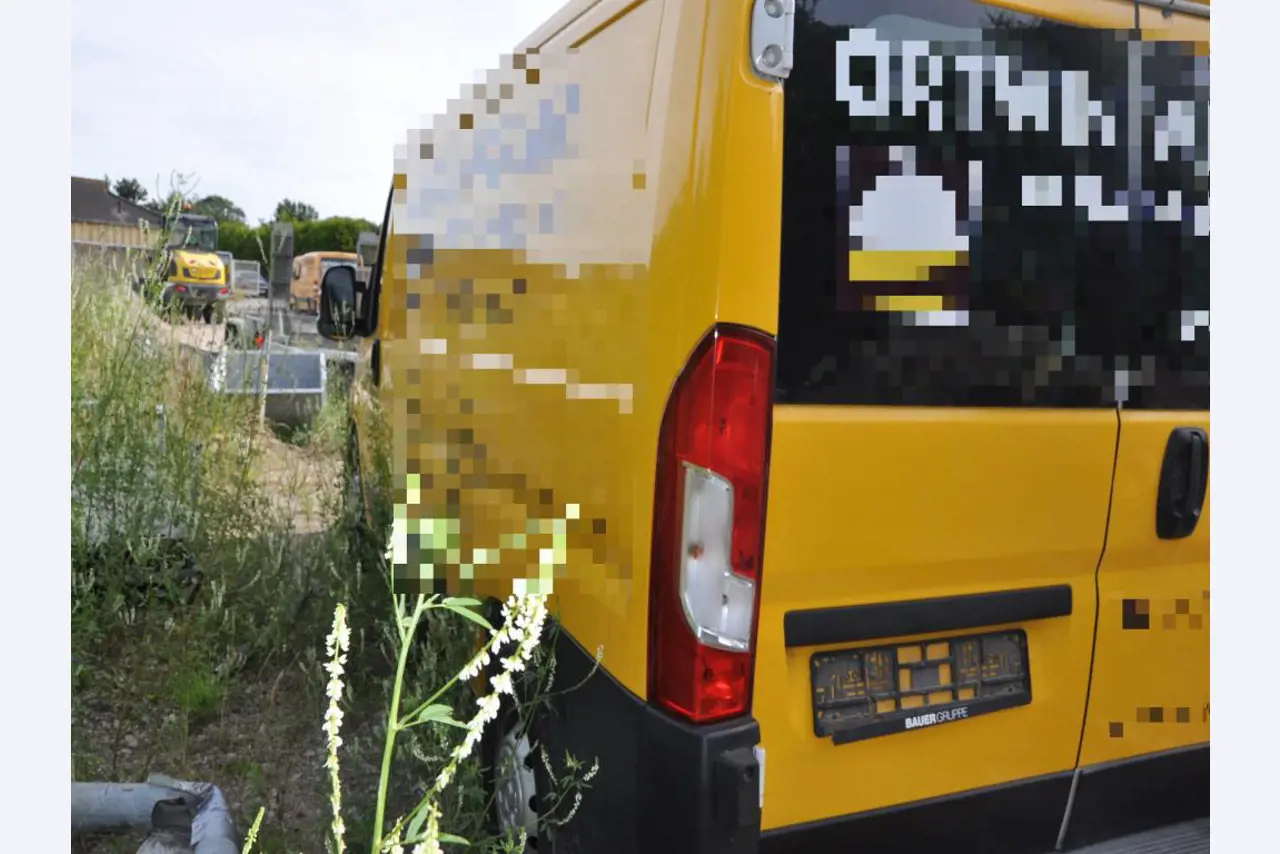 Sodobna, dobro vzdrževana gradbena vozila in vozila za gradbišča ter druga mehanska oprema iz sektorja gradbeništva.-7