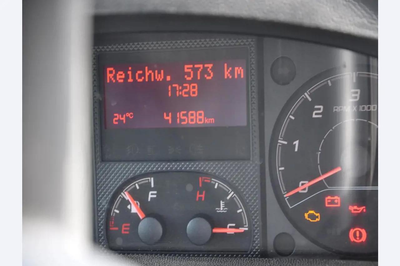 Sodobna, dobro vzdrževana gradbena vozila in vozila za gradbišča ter druga mehanska oprema iz sektorja gradbeništva.-2