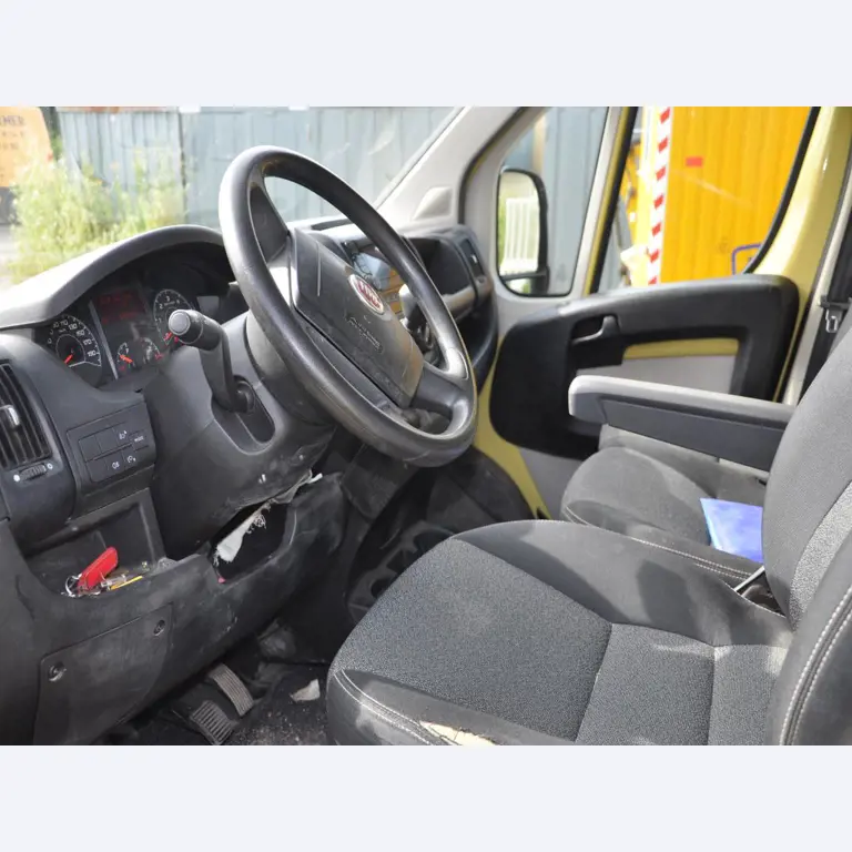 Moderne, gepflegte Bau- und Baustellenfahrzeuge sowie weitere maschinelle Ausstattung aus dem Tiefbau-3