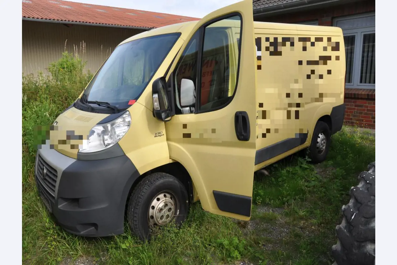 Sodobna, dobro vzdrževana gradbena vozila in vozila za gradbišča ter druga mehanska oprema iz sektorja gradbeništva.-1