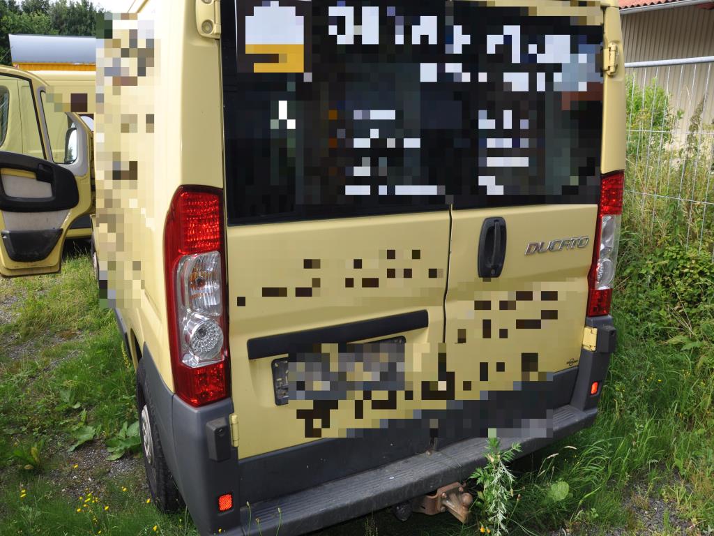 Moderne, gepflegte Bau- und Baustellenfahrzeuge sowie weitere maschinelle Ausstattung aus dem Tiefbau-7