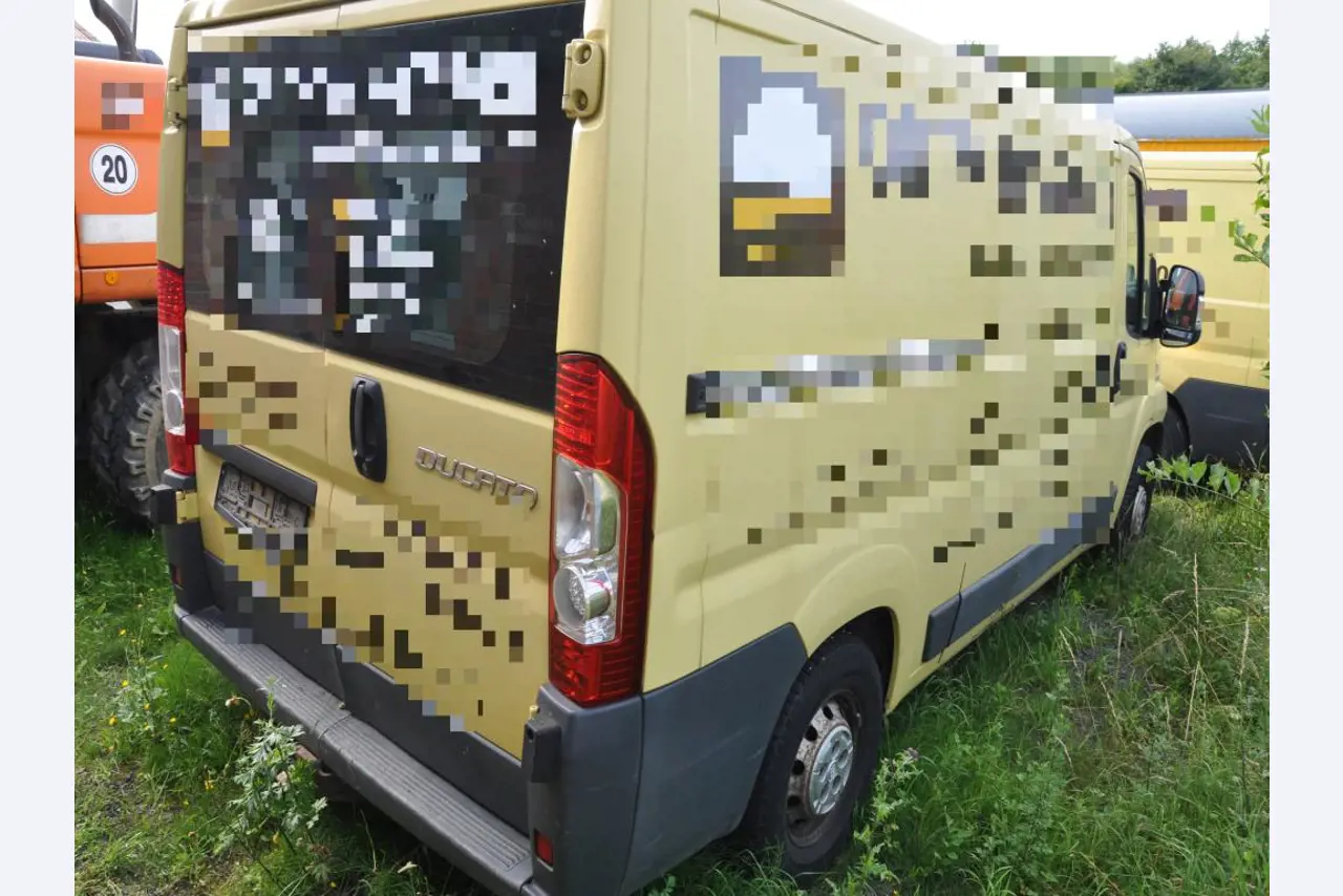 Sodobna, dobro vzdrževana gradbena vozila in vozila za gradbišča ter druga mehanska oprema iz sektorja gradbeništva.-8