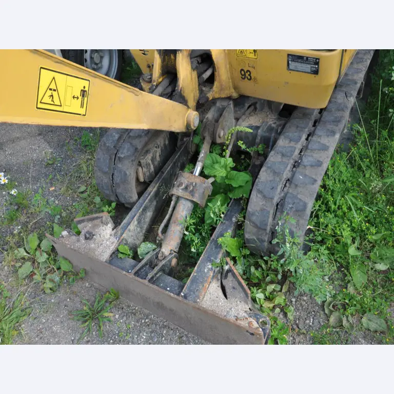 Moderne, goed onderhouden bouwvoertuigen en andere mechanische apparatuur uit de weg- en waterbouwsector-5