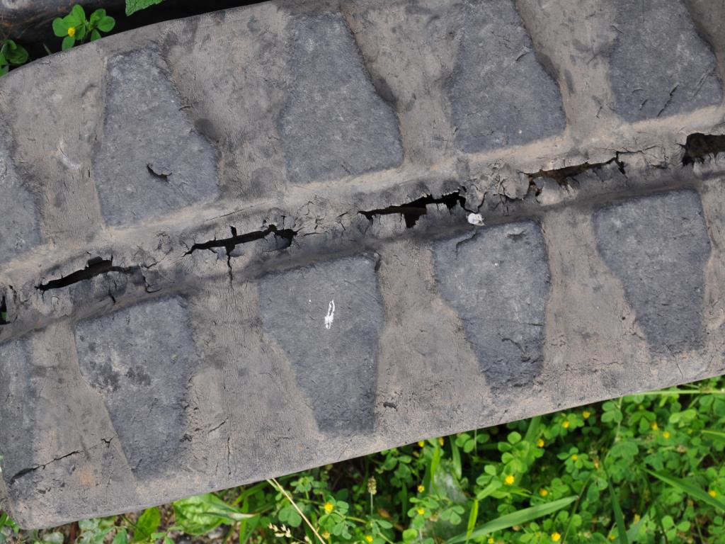 Nowoczesne, dobrze utrzymane pojazdy budowlane i budowlane oraz inny sprzęt mechaniczny z sektora inżynierii lądowej i wodnej.-8