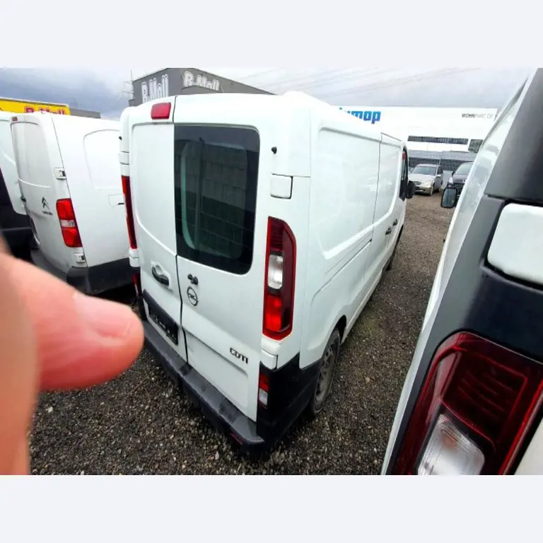 Transporters en voertuigen-11