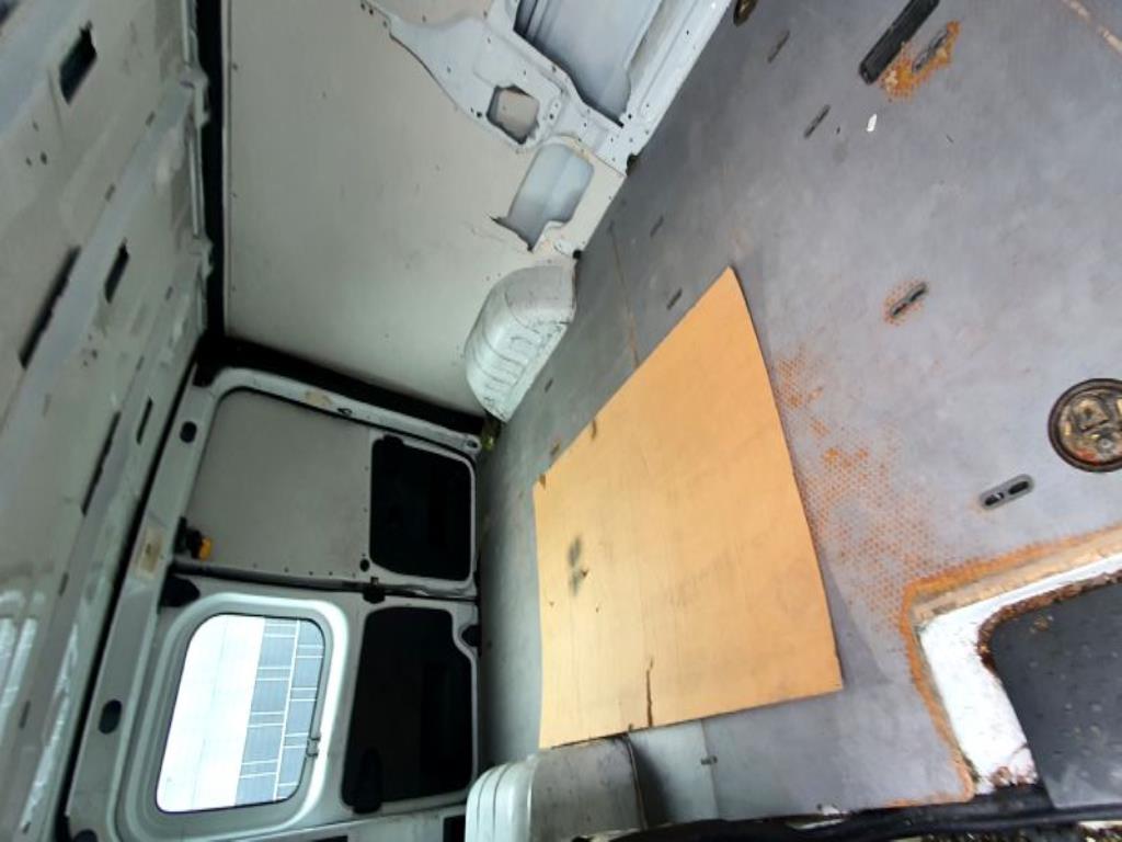 Transporter und Fahrzeuge-9