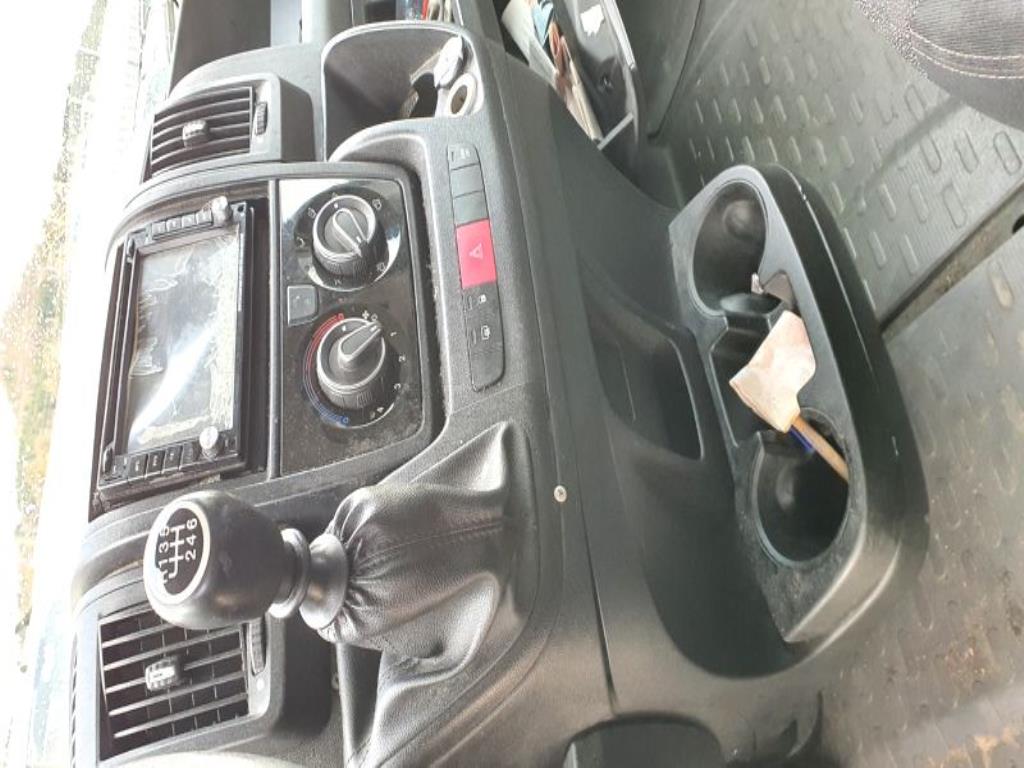 Véhicules de transport et véhicules-32