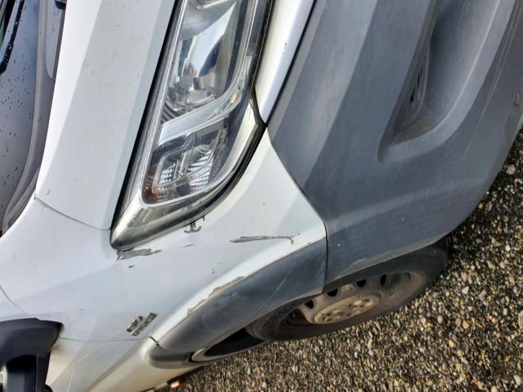 Véhicules de transport et véhicules-50