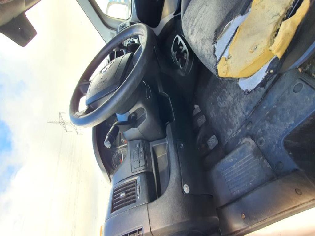 Transportadores e veículos-22