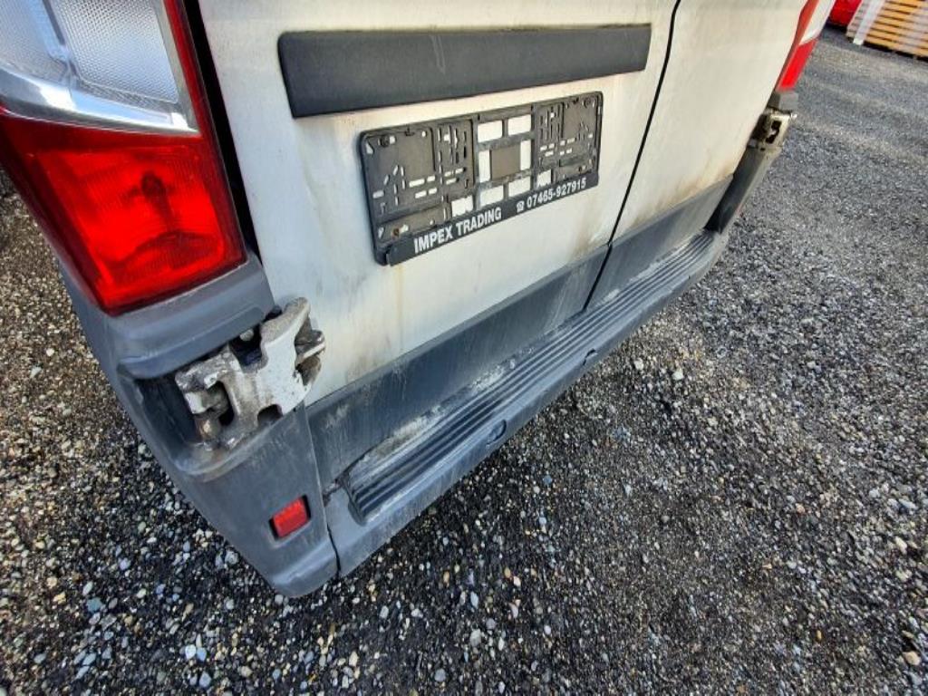 Transportadores e veículos-27