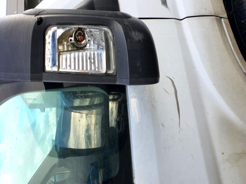 Transportadores e veículos-32