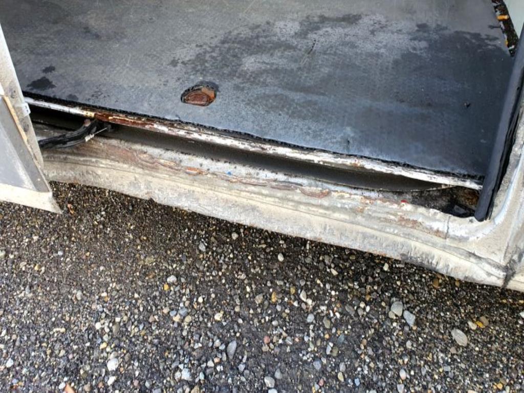 Transportadores e veículos-37