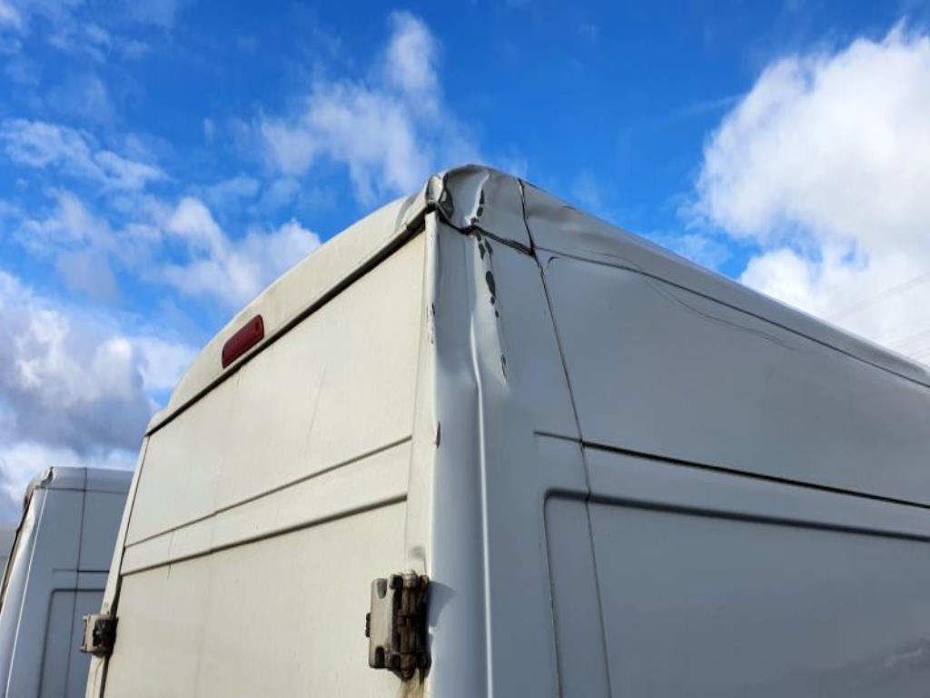 Transportadores e veículos-39