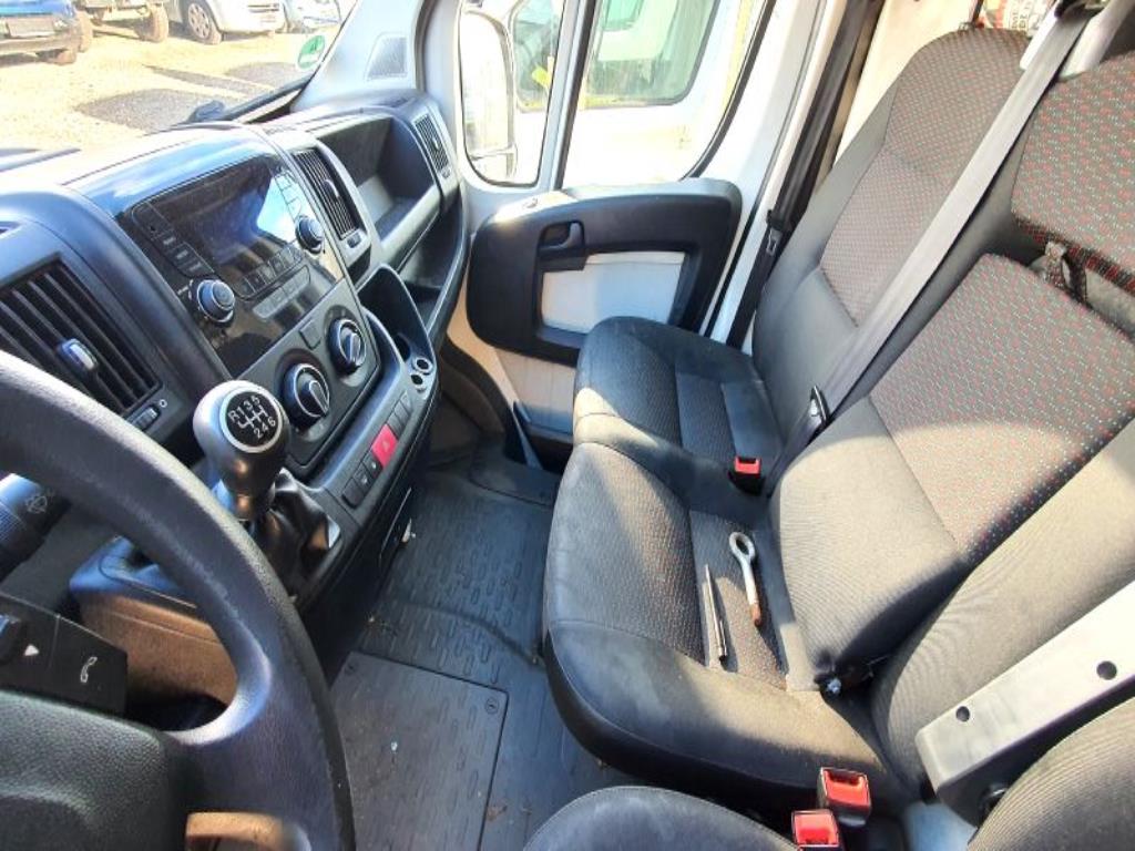 Transporter und Fahrzeuge-17