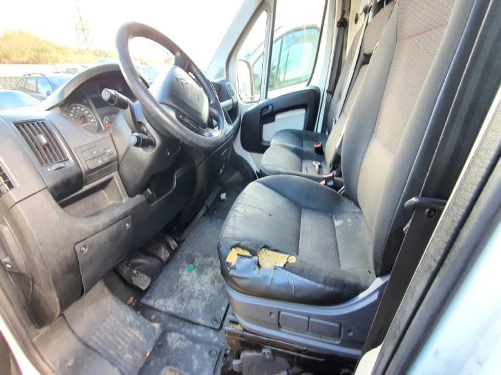 Transporter und Fahrzeuge-23