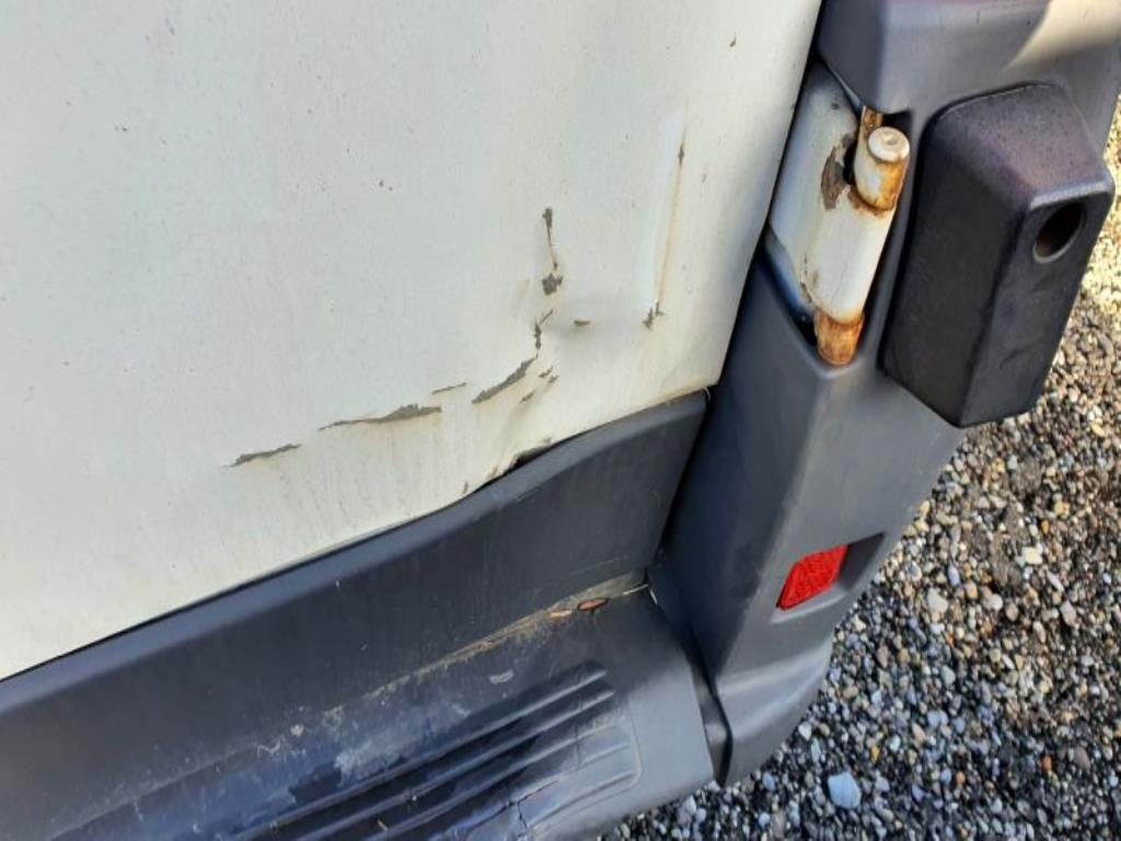 Transporter und Fahrzeuge-32