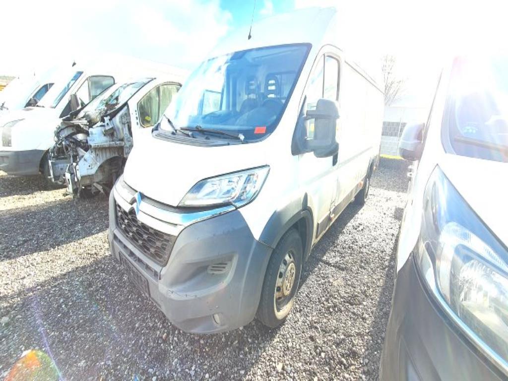 Transporter und Fahrzeuge-1