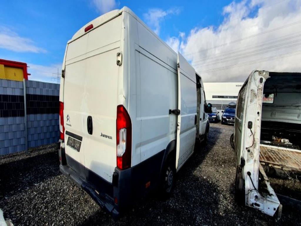 Transporter und Fahrzeuge-4