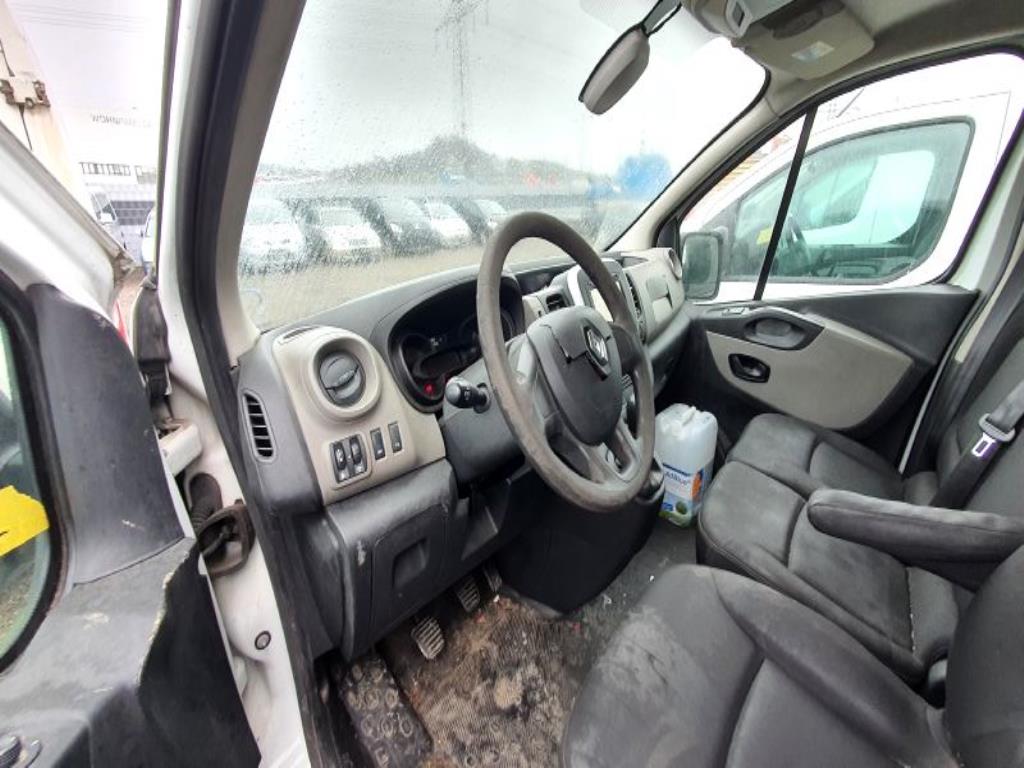 Přepravníky a vozidla-11