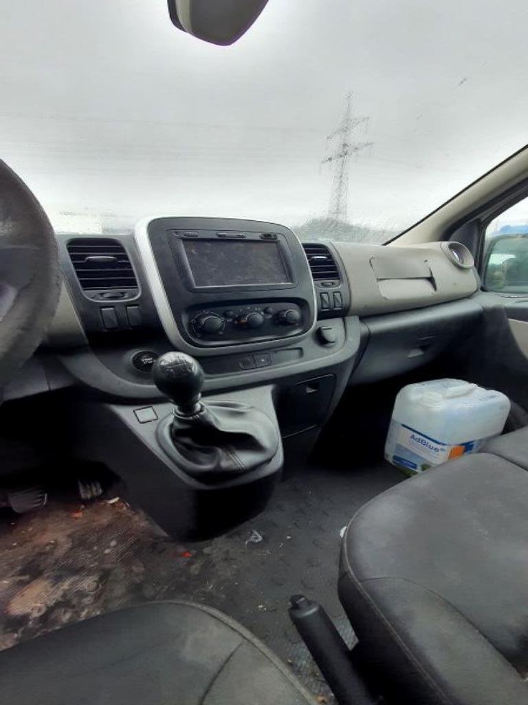 Přepravníky a vozidla-12