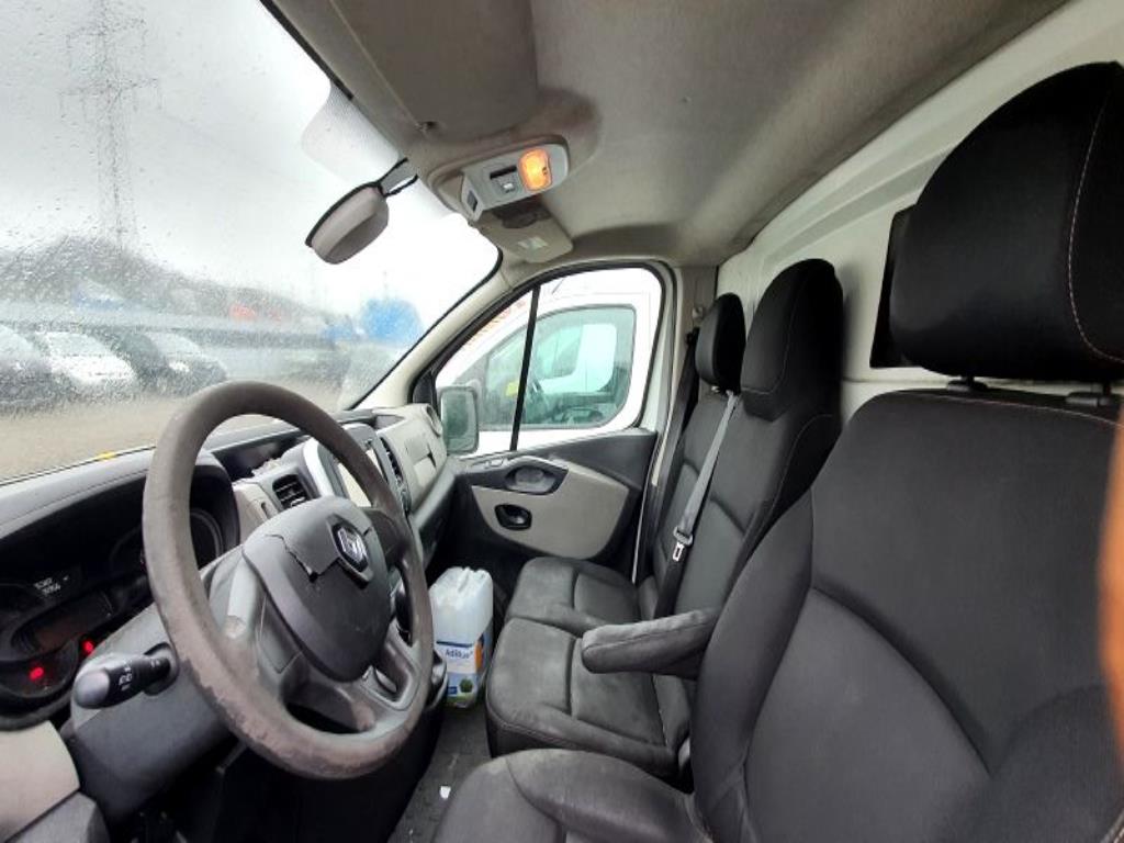 Přepravníky a vozidla-15