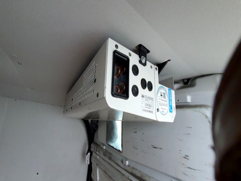 Přepravníky a vozidla-19