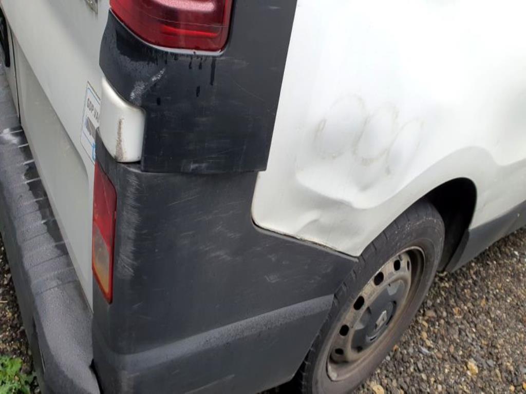 Přepravníky a vozidla-28