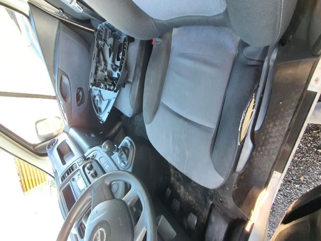 Přepravníky a vozidla-28