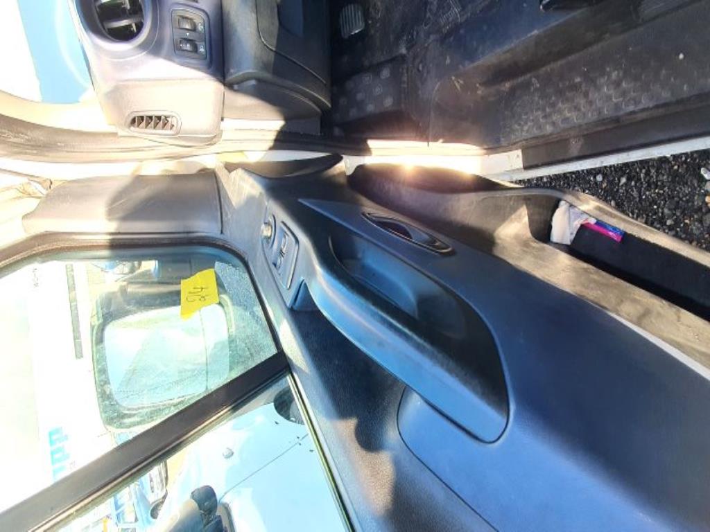 Přepravníky a vozidla-29