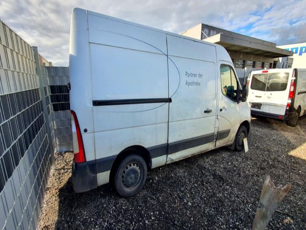 Véhicules de transport et véhicules-12