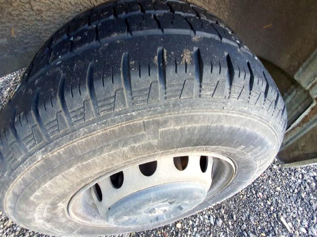 Véhicules de transport et véhicules-13