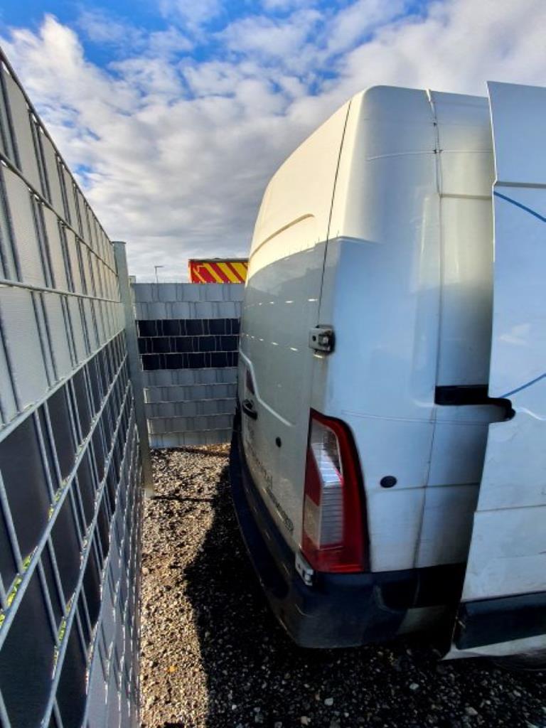 Véhicules de transport et véhicules-7