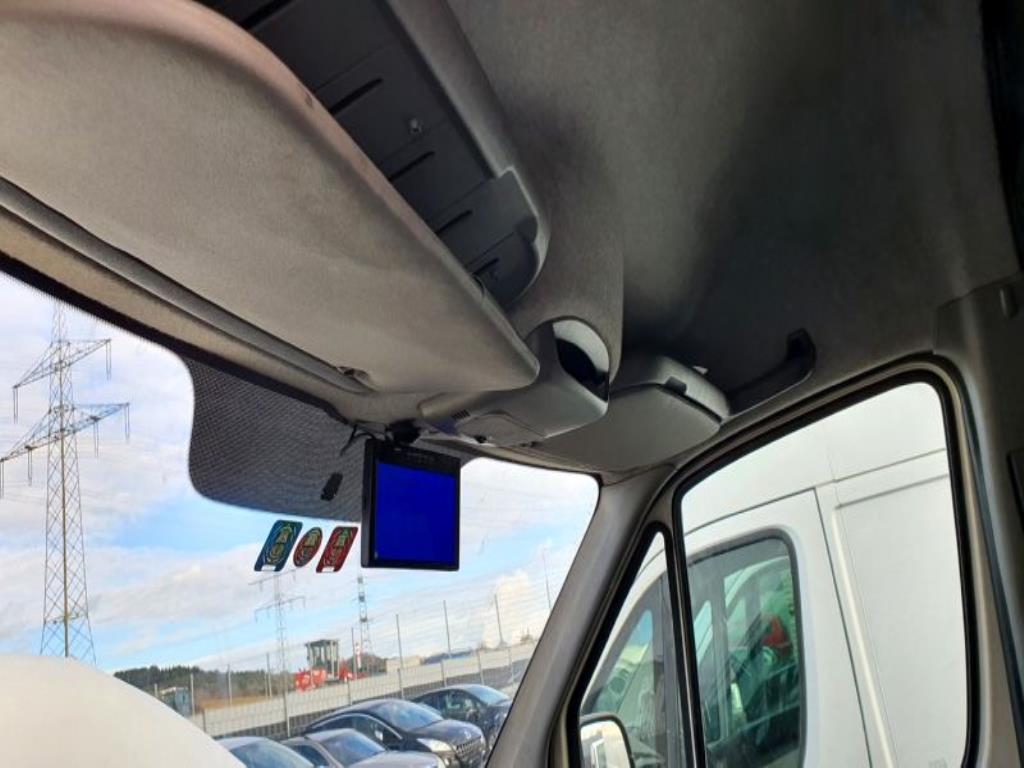 Přepravníky a vozidla-15