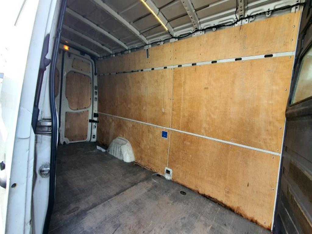 Přepravníky a vozidla-19