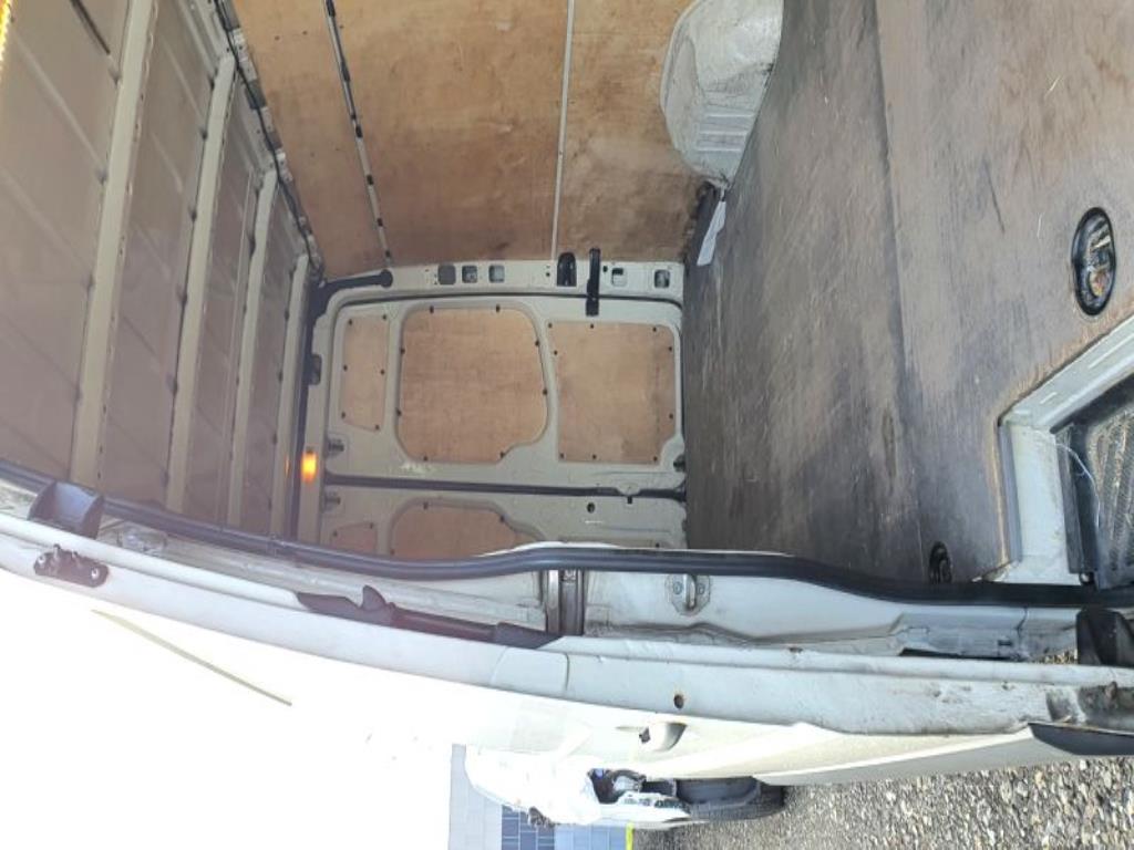 Přepravníky a vozidla-25