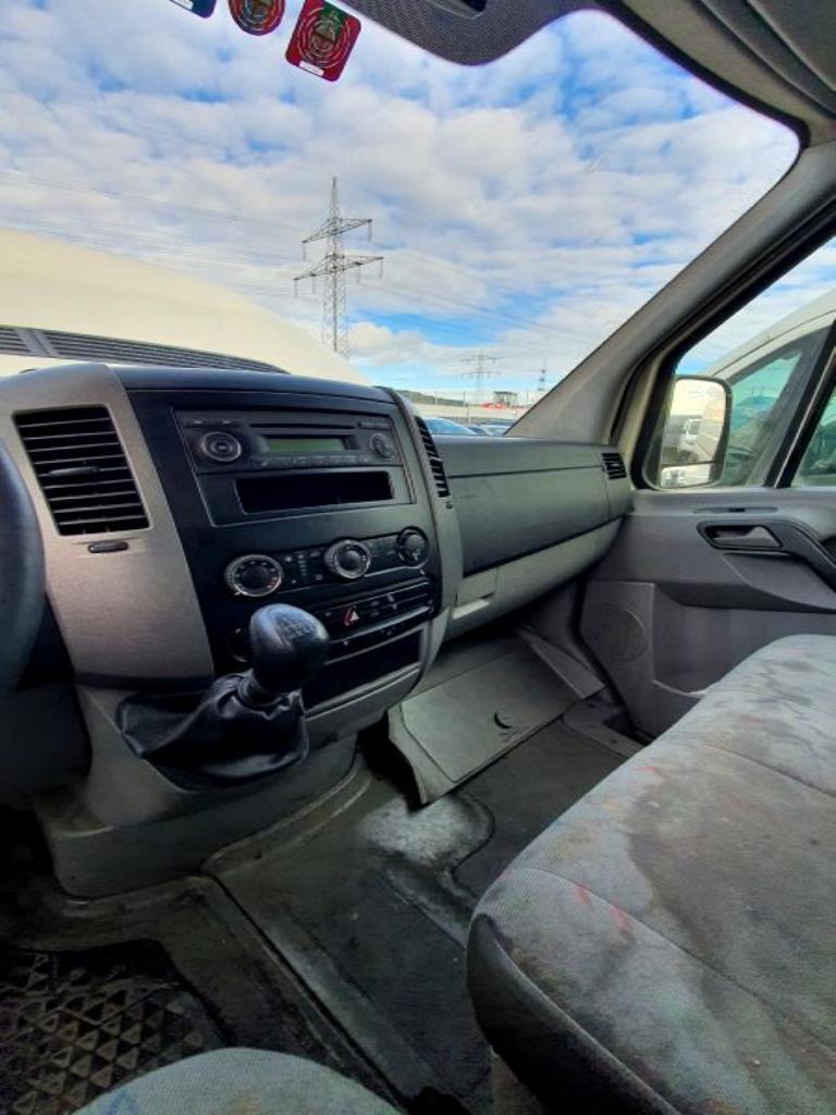 Přepravníky a vozidla-10