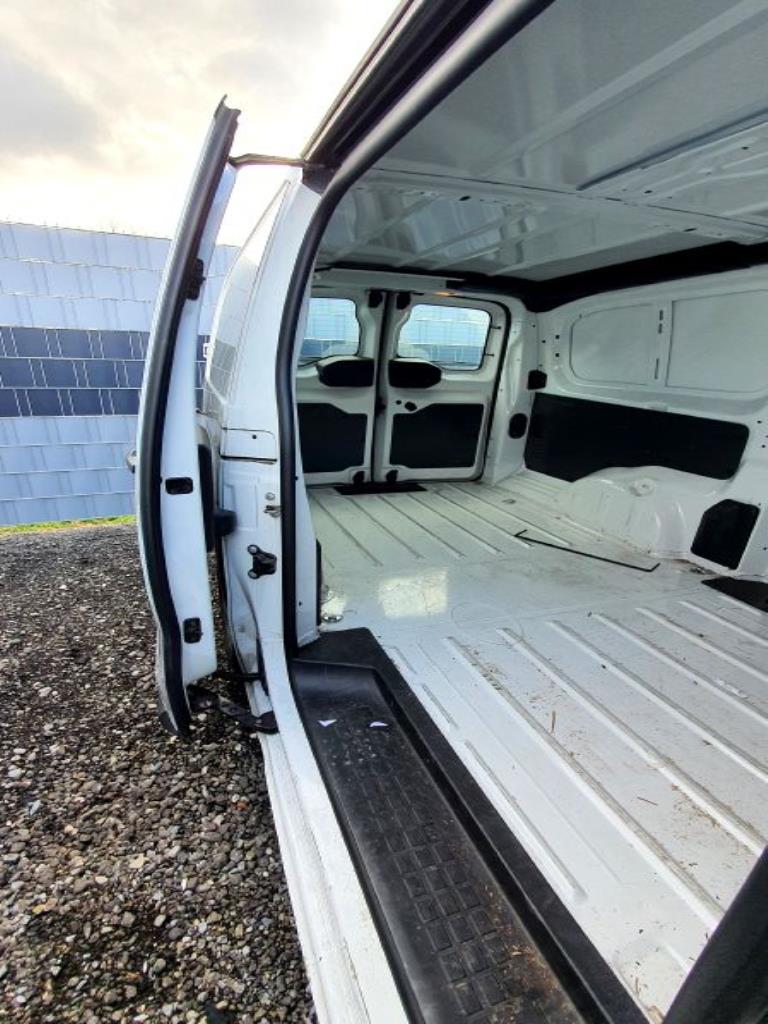 Prevozniki in vozila-15