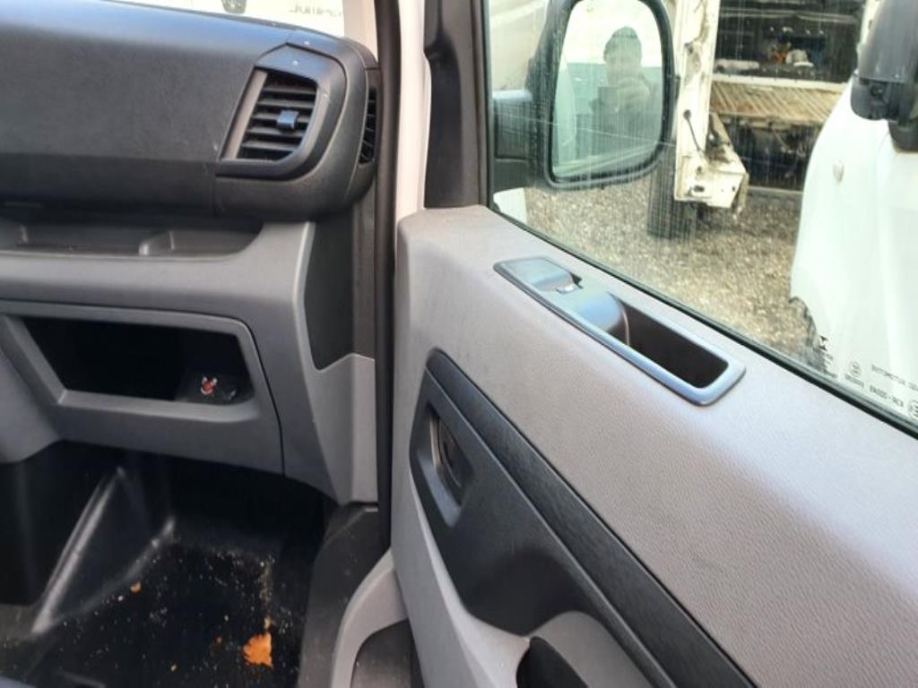 Prevozniki in vozila-36