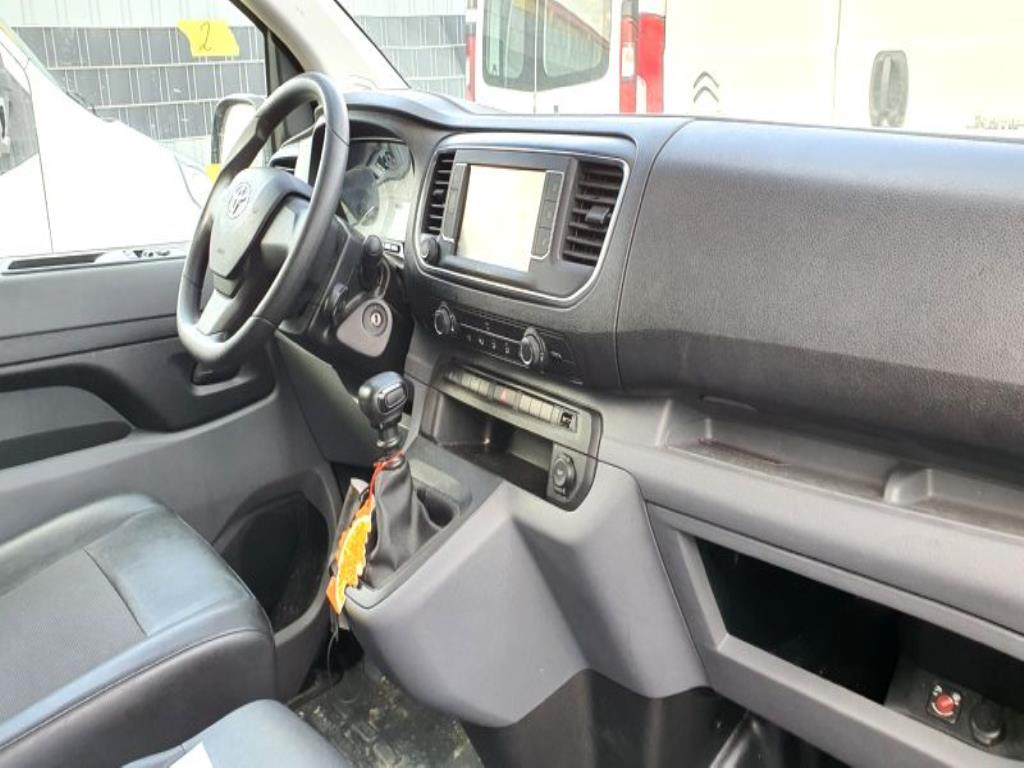 Prevozniki in vozila-37