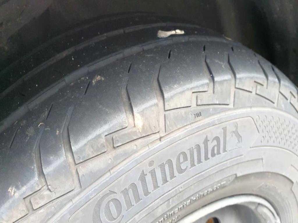 Prevozniki in vozila-39