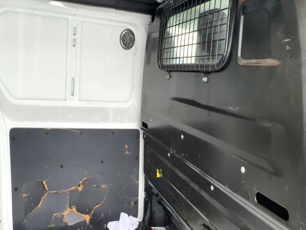 Véhicules de transport et véhicules-17