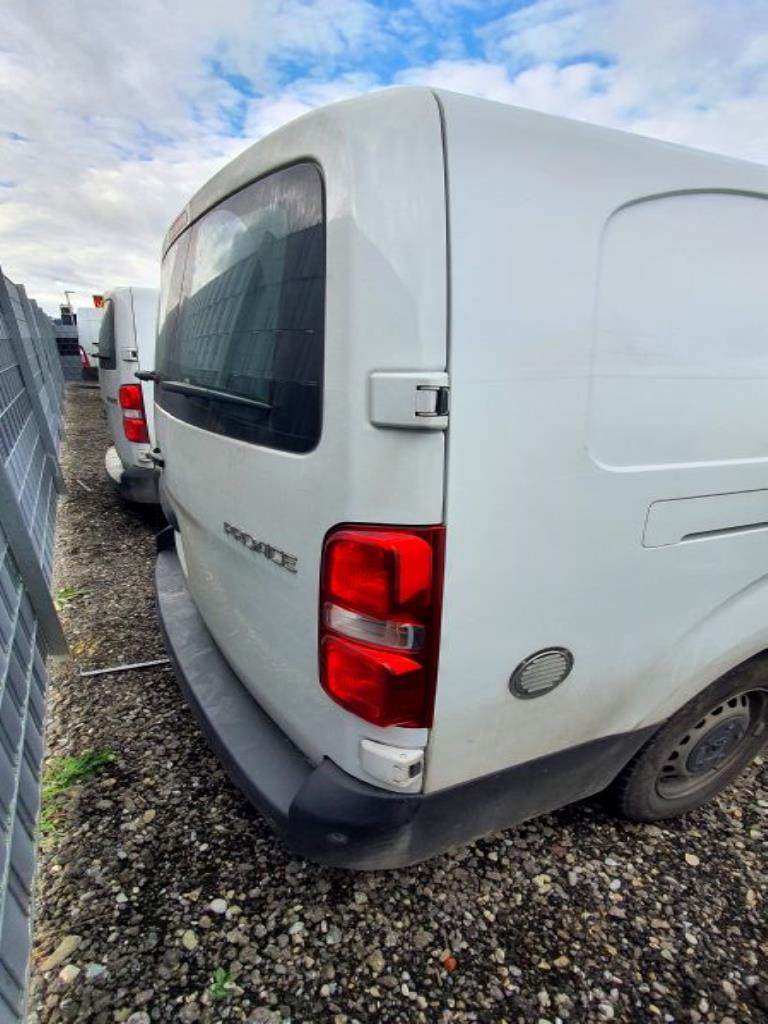 Véhicules de transport et véhicules-26