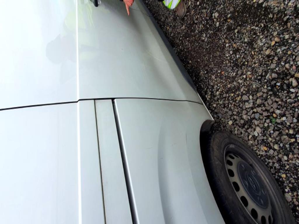 Véhicules de transport et véhicules-29