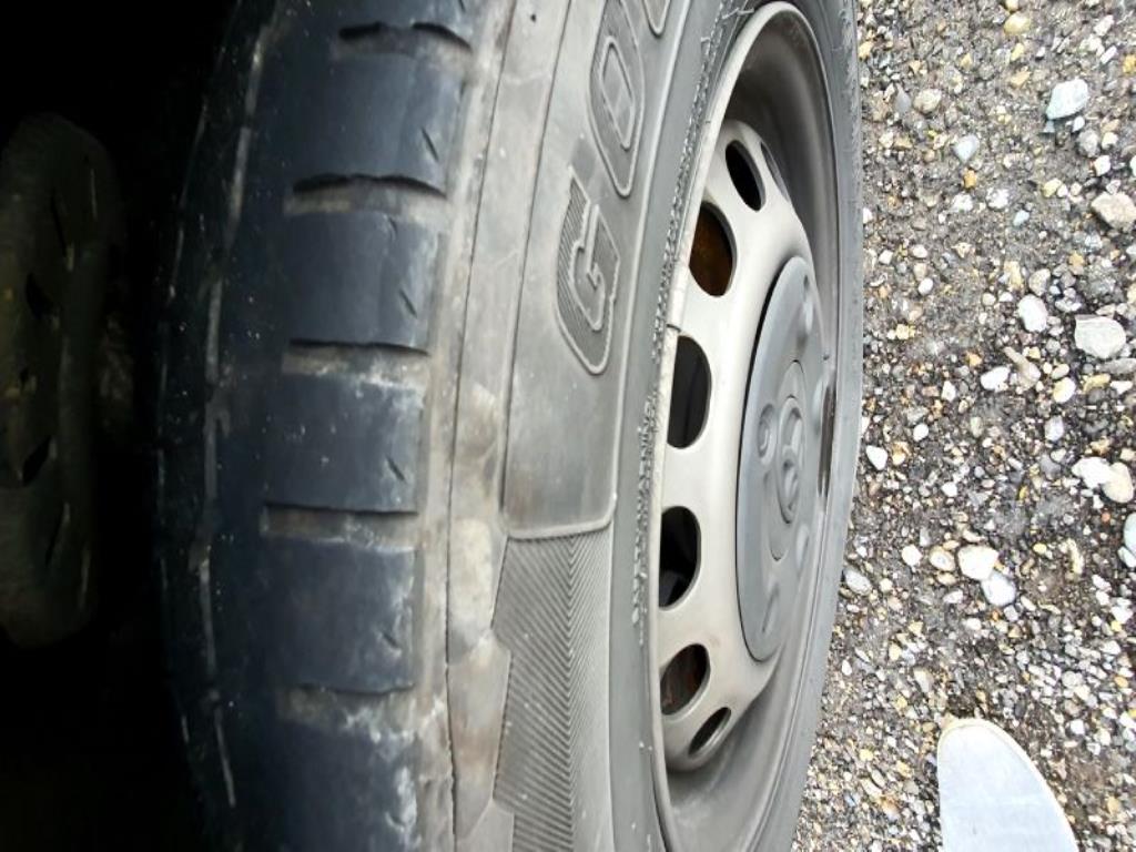 Véhicules de transport et véhicules-32