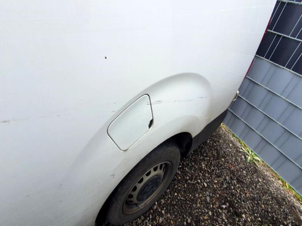 Véhicules de transport et véhicules-34