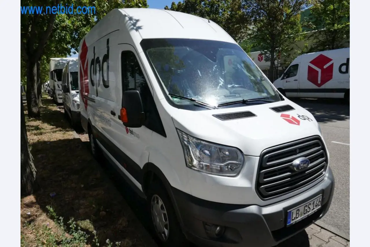 Varios vehículos (furgonetas VW + FORD)-2