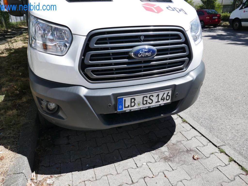 Różne pojazdy (samochody dostawcze VW + FORD)-4