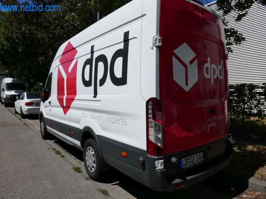 Różne pojazdy (samochody dostawcze VW + FORD)-5