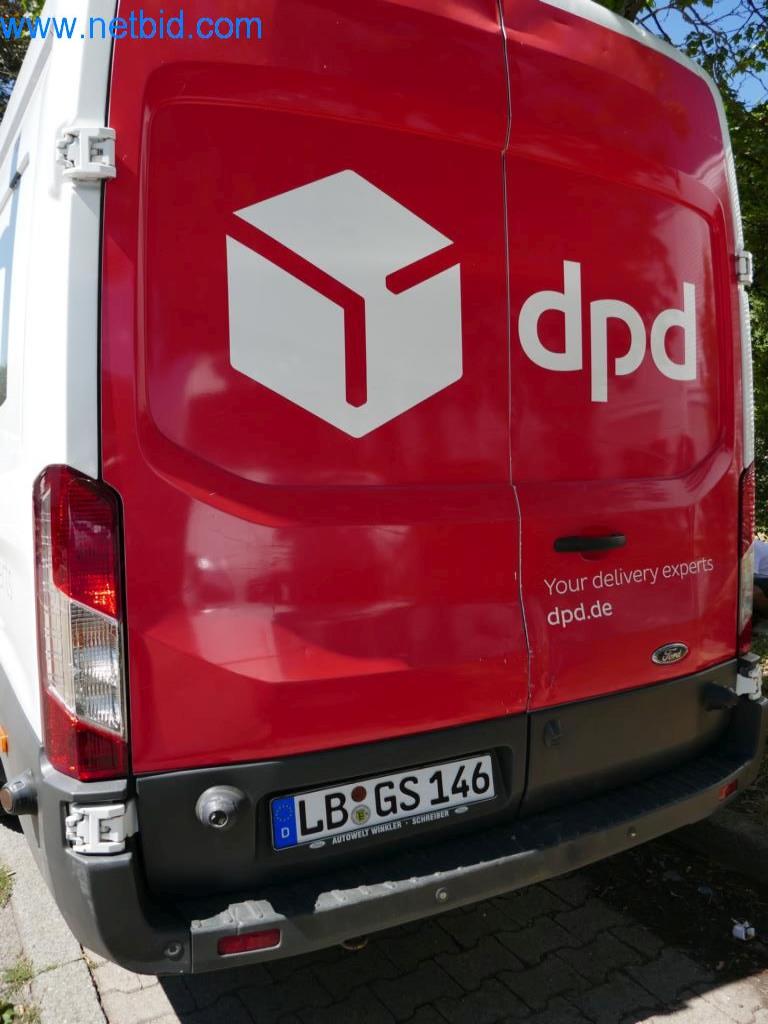 Różne pojazdy (samochody dostawcze VW + FORD)-6