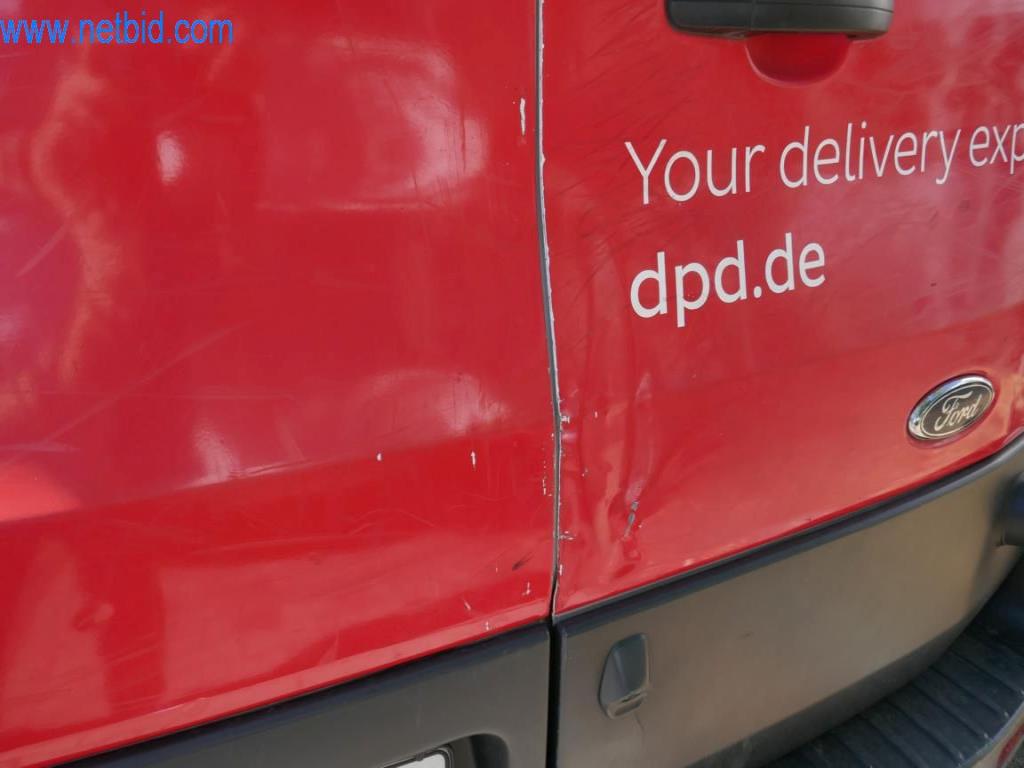 Różne pojazdy (samochody dostawcze VW + FORD)-7